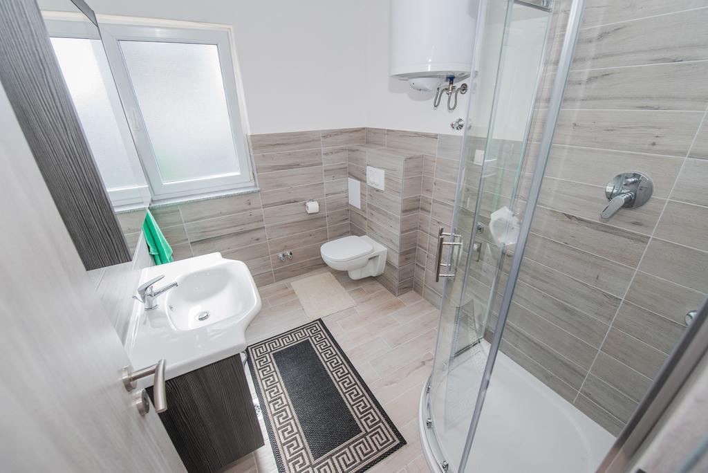 Apartment Grabovac Kaštela Kamer foto
