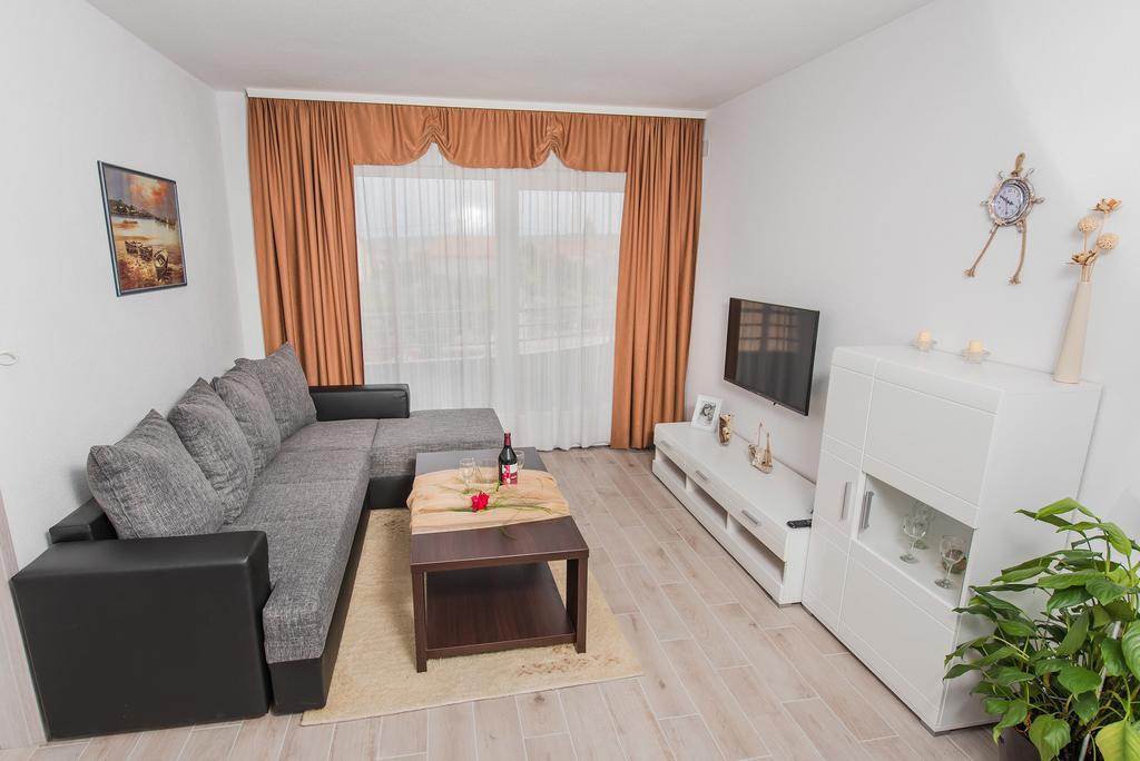 Apartment Grabovac Kaštela Kamer foto