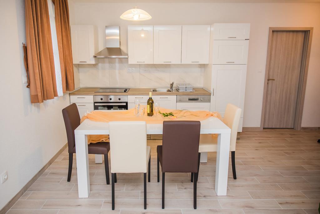 Apartment Grabovac Kaštela Kamer foto