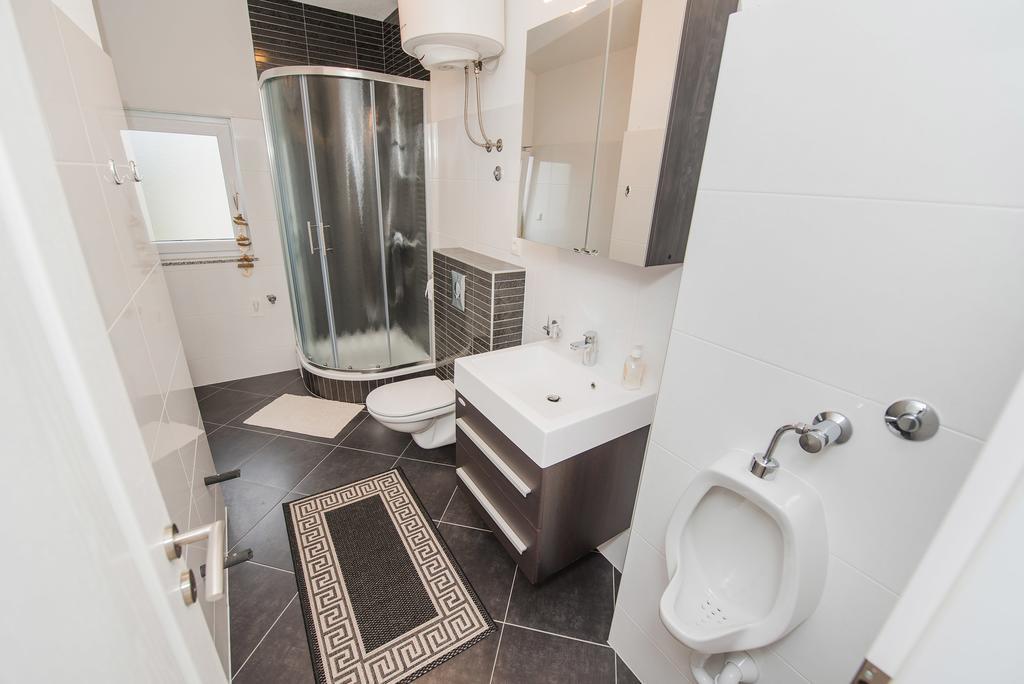 Apartment Grabovac Kaštela Kamer foto